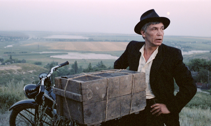 Кадр из фильма «Зеркало для героя», 1987 год