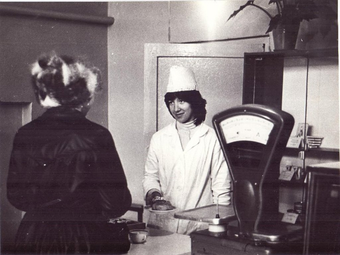 Тарногский р-он, с. Тарногский городок. Кафетерий в универмаге, из альбома «Тарногское райпо в 80-е годы» 1986 год.