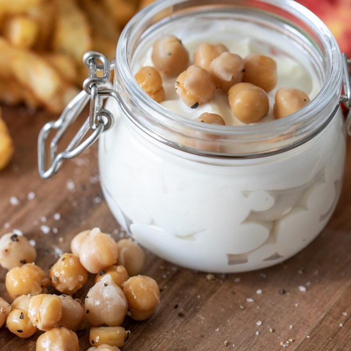 Скромный нут присоединился к соевому и гороховому белку в королевской семье белковых продуктов растительного происхождения.