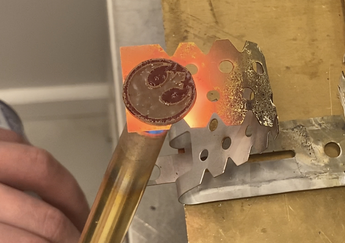 Расплавилось. Готово.