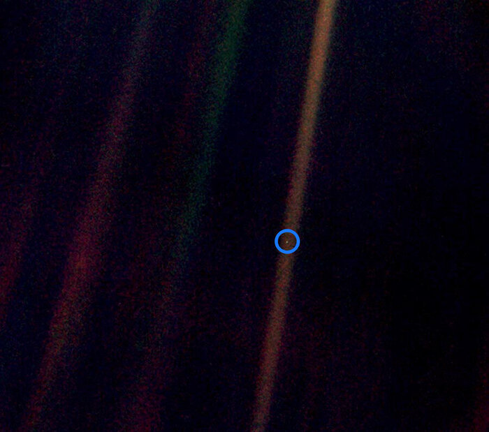       " 1"   1990 , 14 .    ,            , .   -