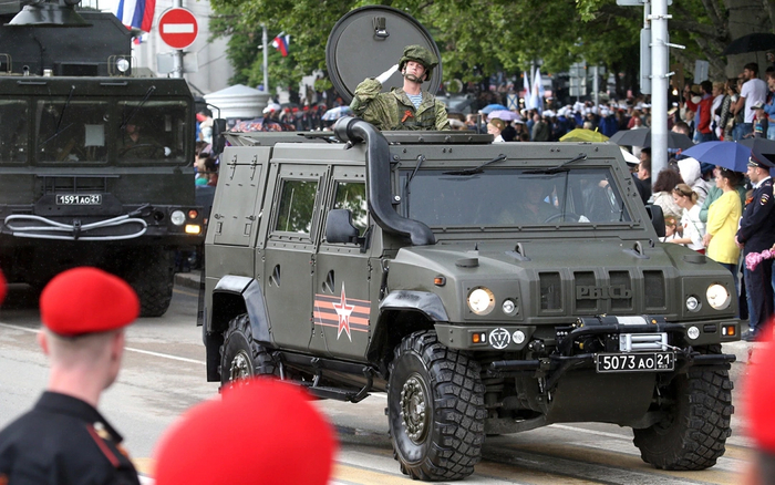 . .     ,  73-      .