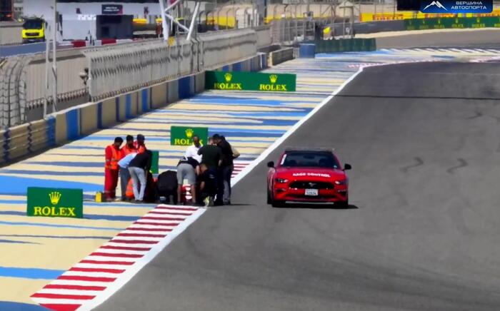 Бесплодные попытки починить сломанный дренажный люк