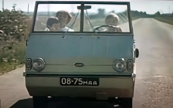 Самодельный «Турист» в фильме «Гонщики»