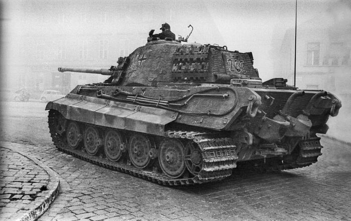   Pz.Kpfw. VI Ausf. B  II 503-    (Schwere Panzer-Abteilung 503)  