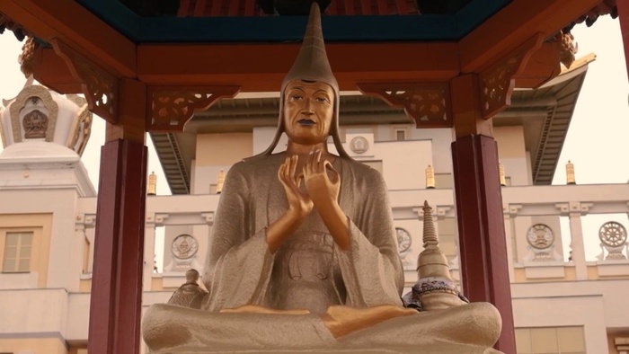 Пантеон лам Наланды в Золотой обители Шакьямуни (Калмыкия)