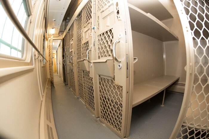 Вагонзак. Железнодорожный вагон специального назначения Железная дорога, Вагон, Заключенные, Тюрьма, Поезд, Путешествия, РЖД, Длиннопост