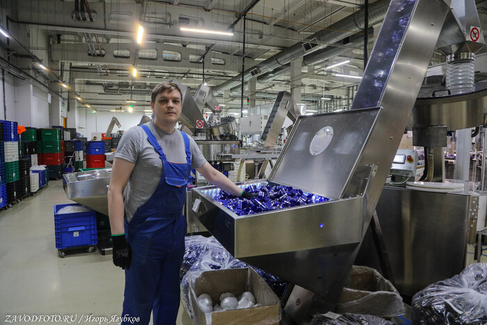 Из серии «Именно они делают Россию великой» / снято мной на ООО «Норд Пак» в Перми