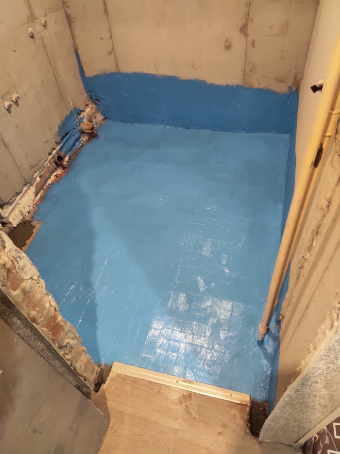 Тем более синюю гидроизоляцию мне дали бесплатно 😁