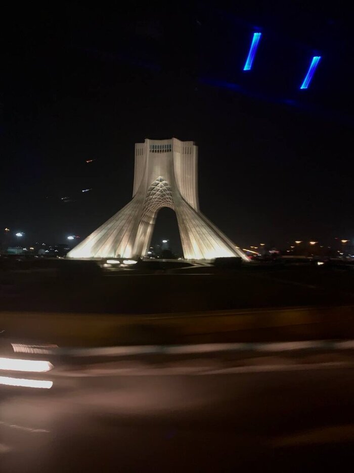 Башня Азади или Эйфелева башня Тегерана