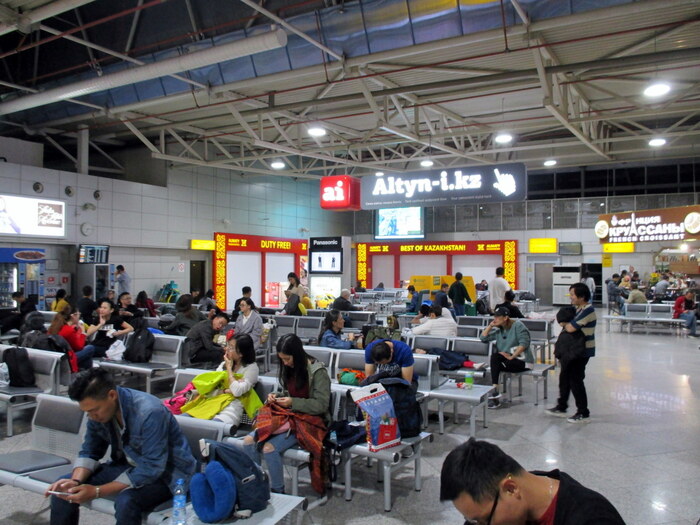 Ох, сколько я тут проторчал при прошлом полёте в Сингапур...