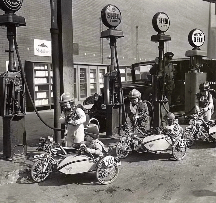 ������� ����� � ��������� � �������, ��������, 1931 ���