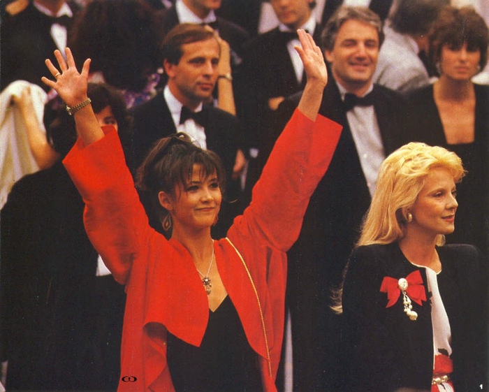 Нет! Три раза