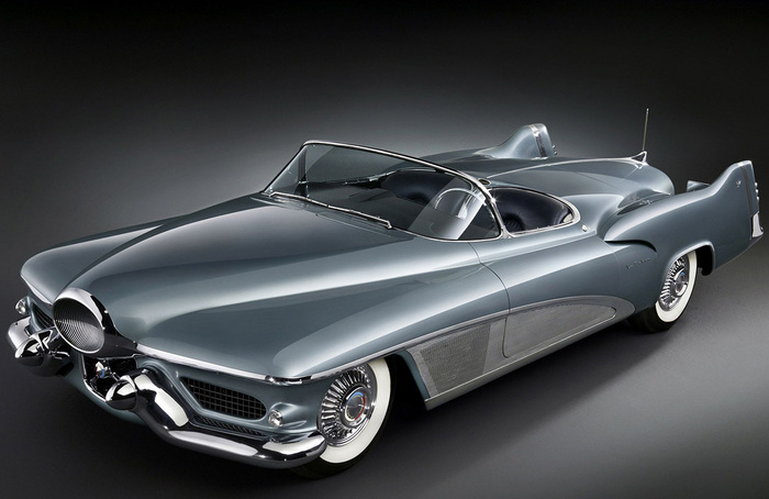 GM Le Sabre — американский dream-car 1951 года