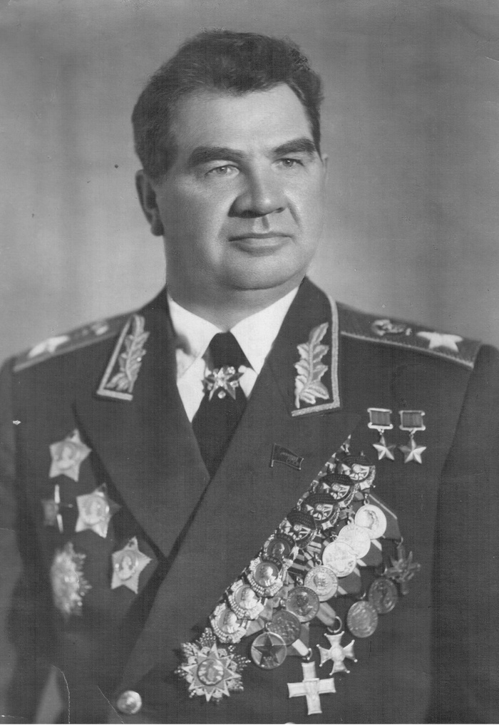       1961  1972     62- (8 ) ,  ,          