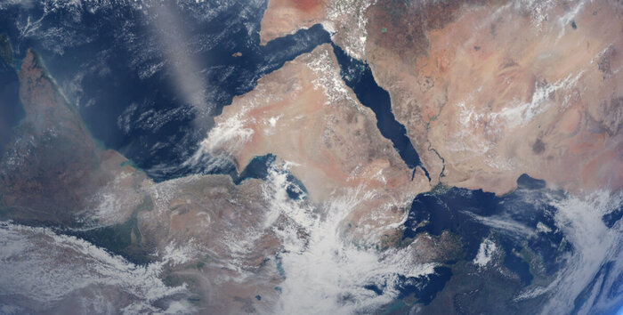 Почему север вверху, а юг внизу? История (наука), География, Культура, Образование, Воспитание детей, Урок, Развитие, Воспитание, Детская литература, НаукаPRO, Научпоп, Критическое мышление, Родители и дети, Детский журнал, Длиннопост