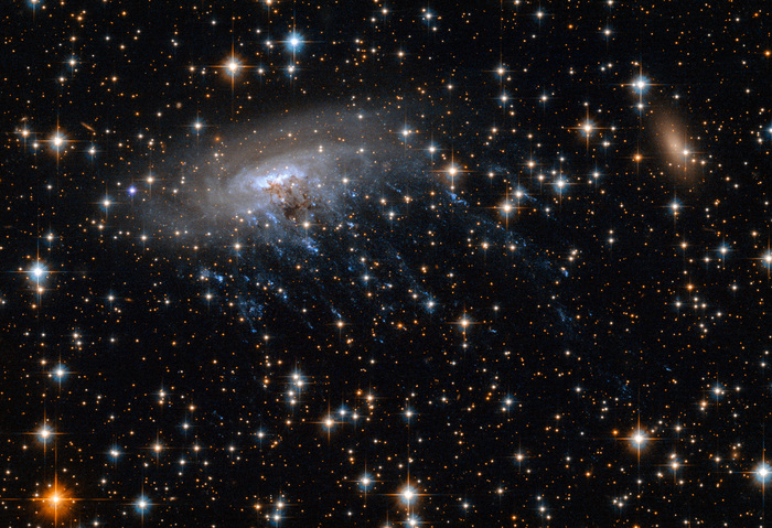  ESO 137-001:     , , NASA, ,  , , , ,  