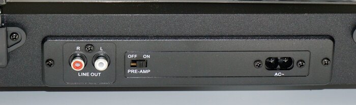 Задняя интерфейсная панель винилового проигрывателя Reproductor