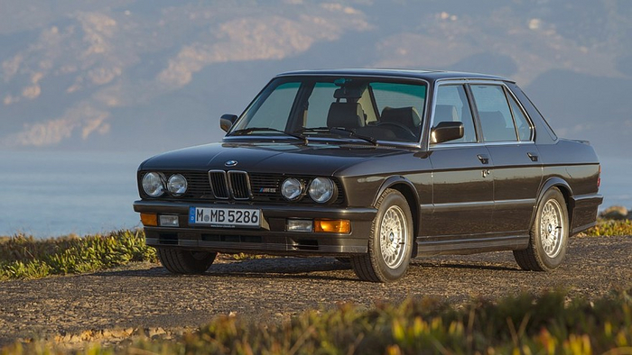     ,      .   ,   Mercedes