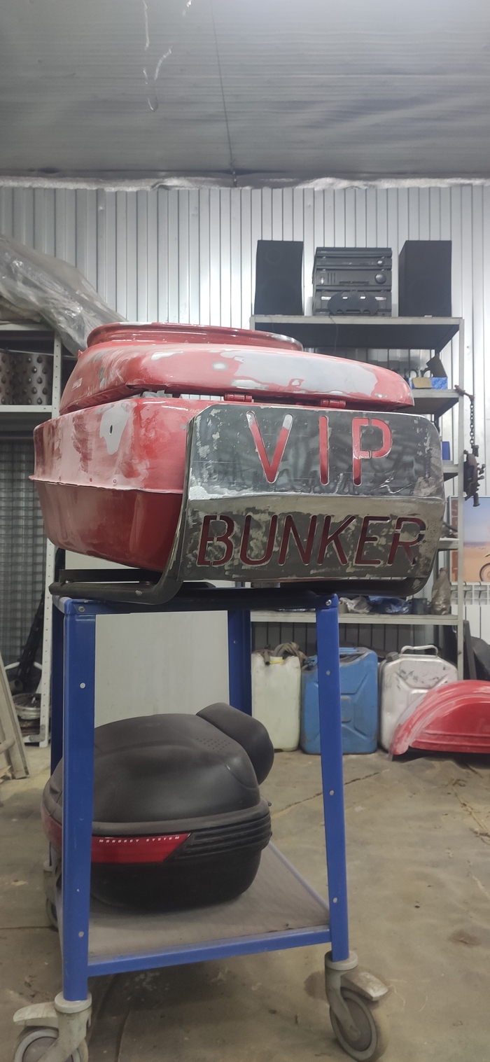 Honda Africa Twin CRF1000L Advenutre Sports Samurai Edition