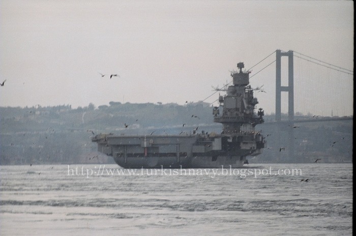 1991 год. «Кузнецов» без уведомления проходит турецкие проливы.