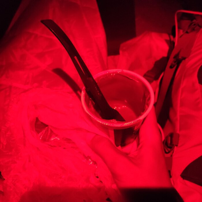 Доедаю сгущёнку с хлебом :Р