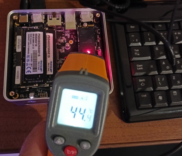 ssd temp