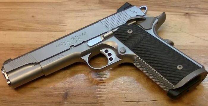 Springfield 1911�1 Compact ����
