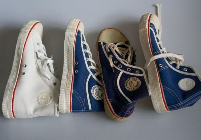 Кеды "Два мяча", КНР, были в продаже с 1965 года.