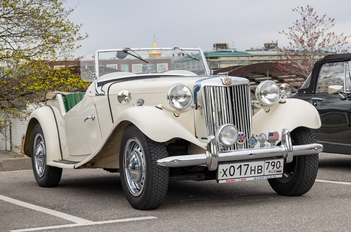 MG TD представили в 1949-м, а это экземпляр 1952 года.