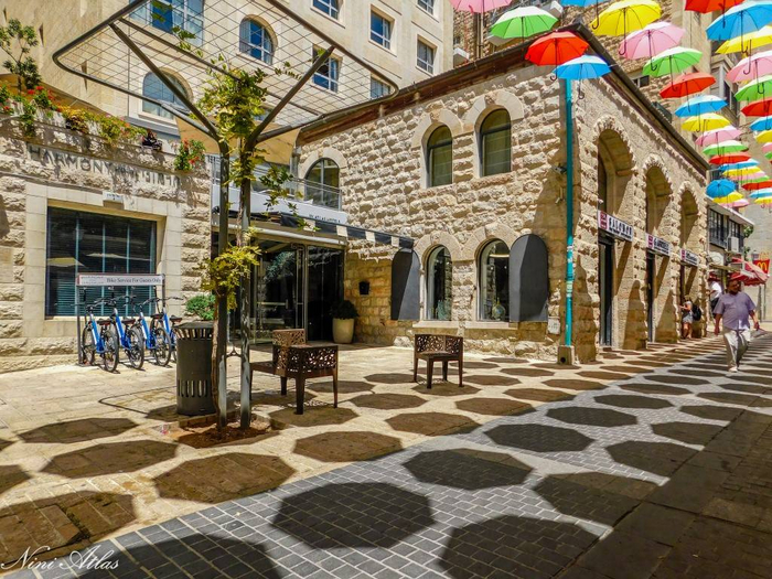 ���� ���