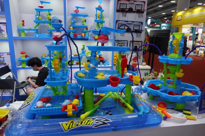 Всё, напоследок фонтан для маленьких.