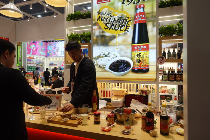 Дегустация соевого соуса. Солидно.