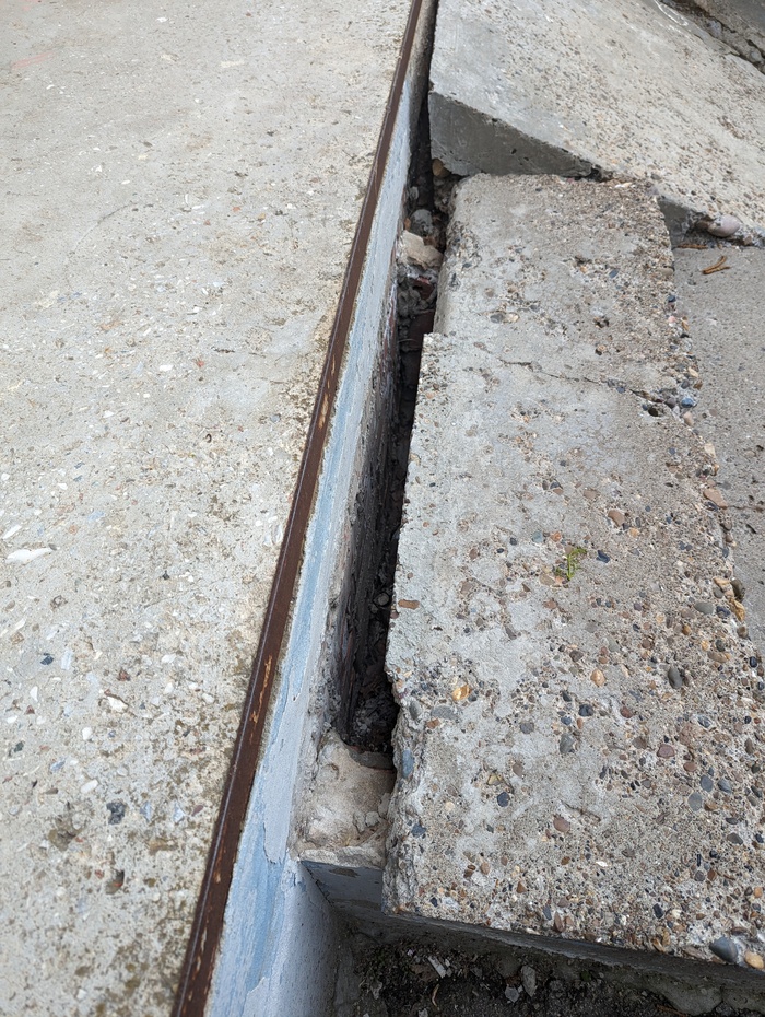 Лестница к одному из подъездов