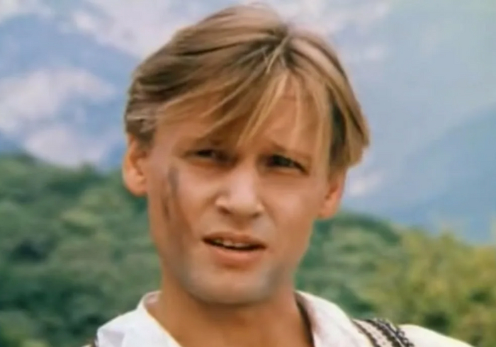 В эпизоде, но он прекрасен)))