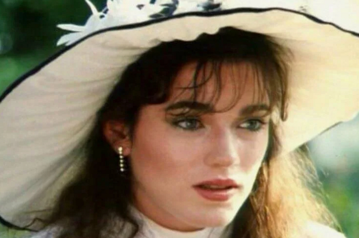 Пасиму сеньорита Леонсия, не могет выйти замуж за синьора Генри Моргана...