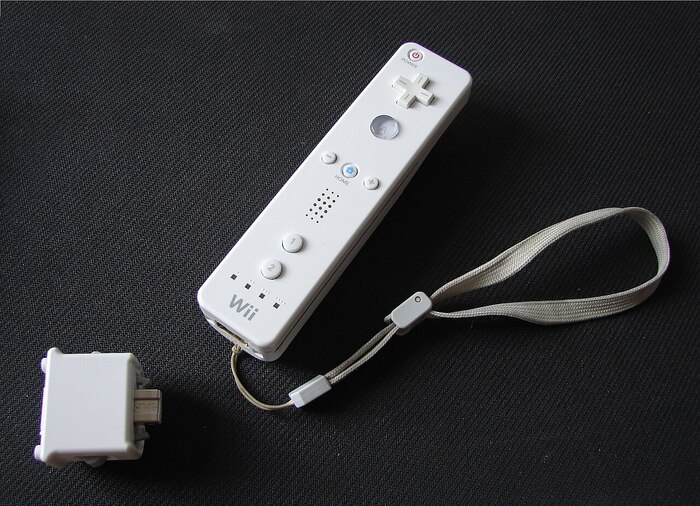 WiiMote  Wii MotionPlus