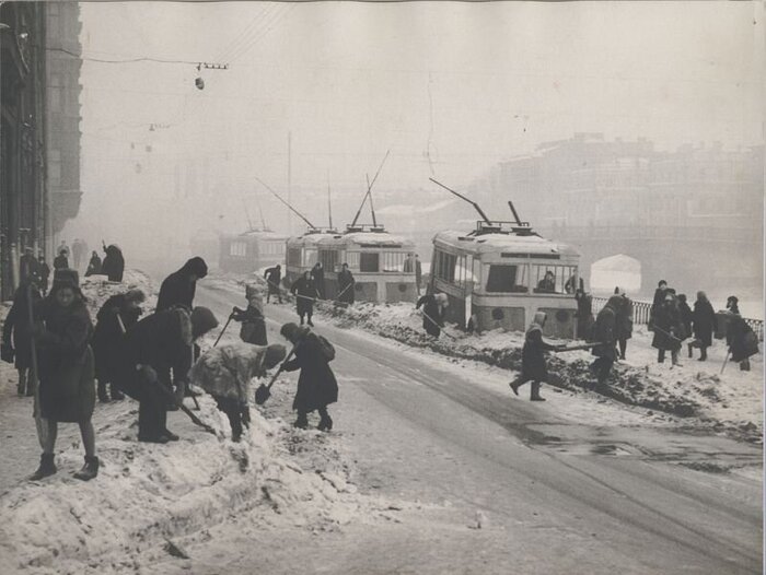 Ленинград зимой 1941-го.