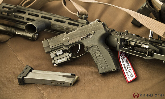 Пистолет МР-356 (ОООП) в перерыве между упражнениями на "Вечно живые".