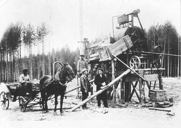 Строительство фото-желатинового завода. Растворный узел. 1938 год.