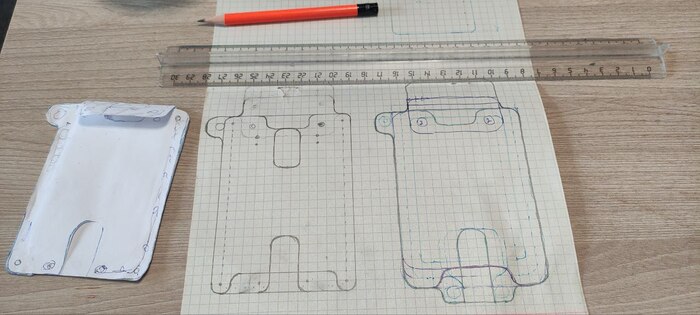 Чертеж и пробная модель из бумаги