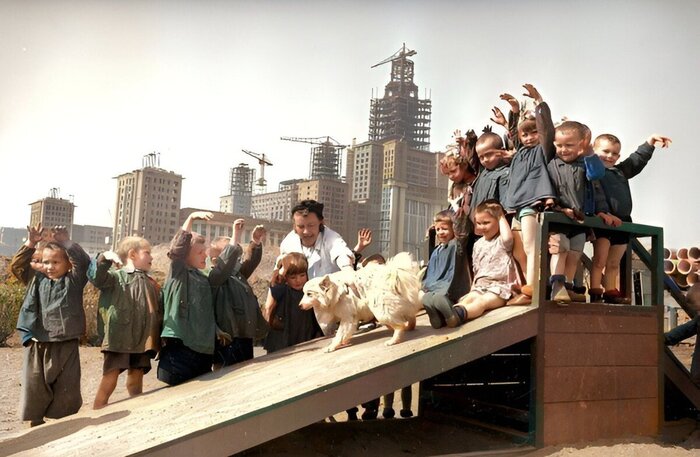 Атмосферные фотографии жизни Советской Москвы и ее жителей. 20 раскрашенных фотографий Старое фото, Колоризация, Историческое фото, Фотография, Москва, СССР, 60-е, 70-е, 50-е, Сделано в СССР, 80-е, Длиннопост