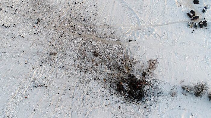 Обломки на месте катастрофы