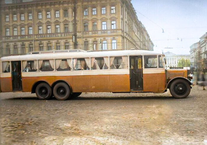 Фотографии Ленинграда довоенного времени. 20 раскрашенных фотографий 1930-х годов Колоризация, Старое фото, Фотография, Историческое фото, Архитектура, Ленинград, Санкт-Петербург, СССР, 1930-е, Длиннопост