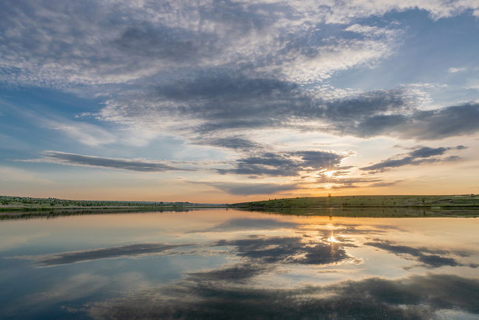 Гладь старинного пруда
