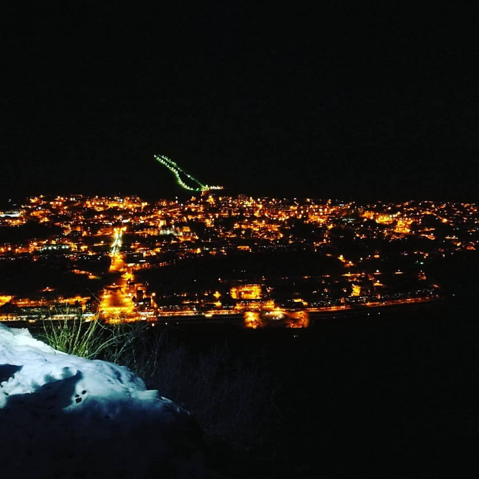 Вид на ночной дивногорск