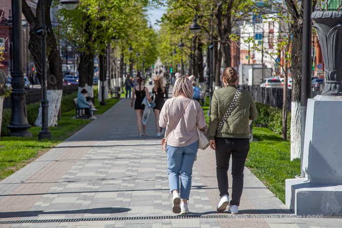 Как город победил электросамокаты. Пермский опыт Путешествие по России, Самокат, Электросамокат, Городская среда, Тротуар, Прогулка по городу, Пермь, Пермский край, Прокат самокатов, Право, Безопасность, Фотография, Уличная фотография, Транспорт, Штраф, Длиннопост