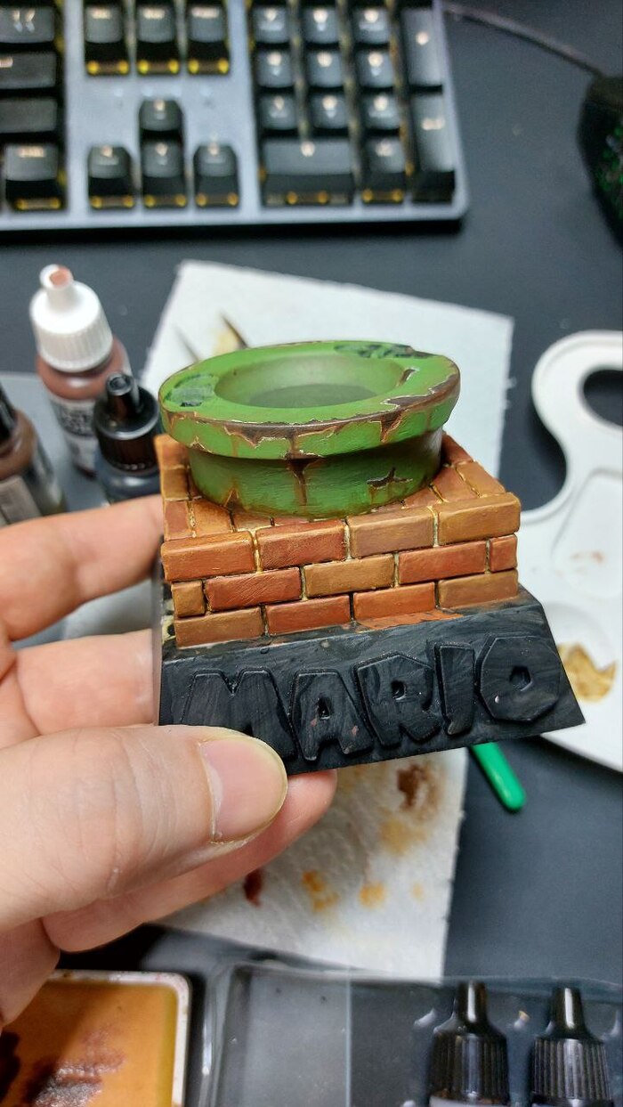 Детализировал как мог. Поиграл с цветами кирпичиков.