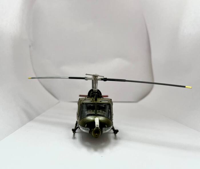 Постройка сборной модели UH-1C Huey