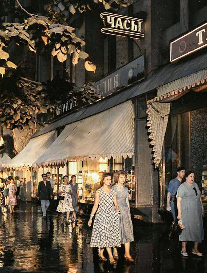 Жизнь Советской Москвы в 60-е годы. 20 раскрашенных фотографий Колоризация, Старое фото, Историческое фото, Фотография, Москва, СССР, Детство в СССР, 60-е, История города, Длиннопост